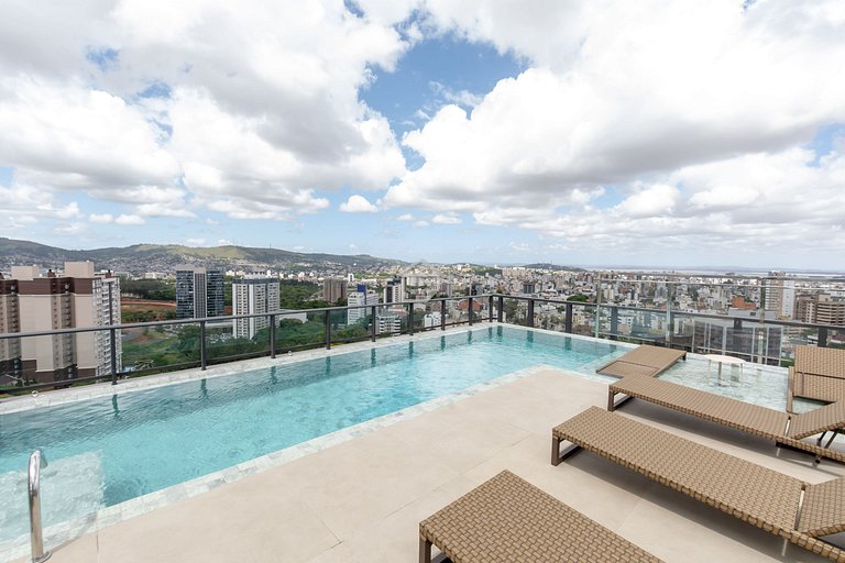 Vista total da cidade em moradia completa. MJ08H