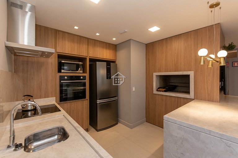 Apartamento lindo e completo ao lado da PUC