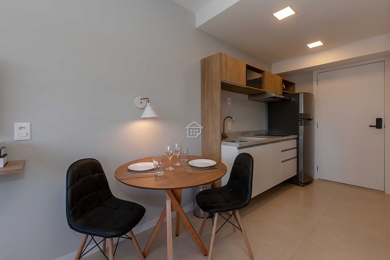 Apartamento lindo e completo ao lado da PUC