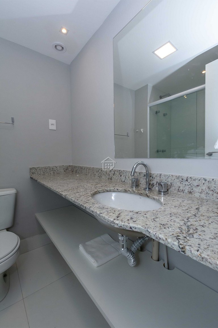 Apartamento lindo e completo ao lado da PUC