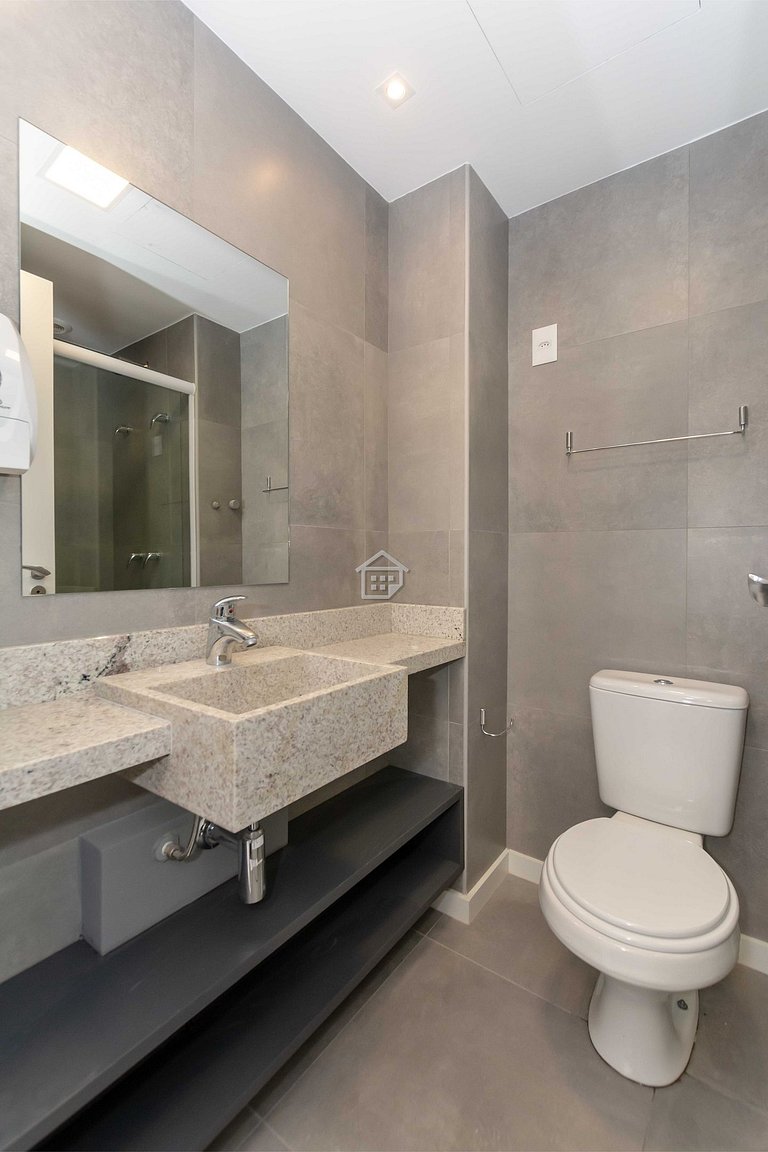 Studio Moderno no Mont'Serrat
