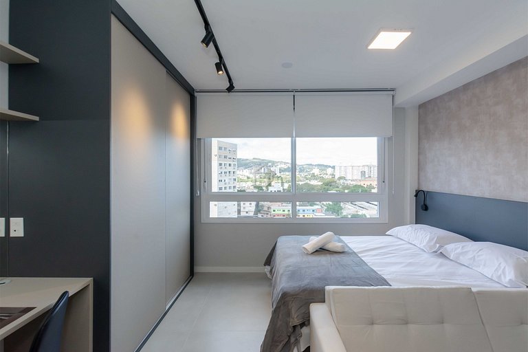 Apartamento lindo e completo ao lado da PUC
