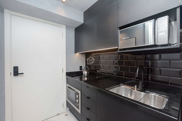 Apartamento lindo e completo ao lado da PUC