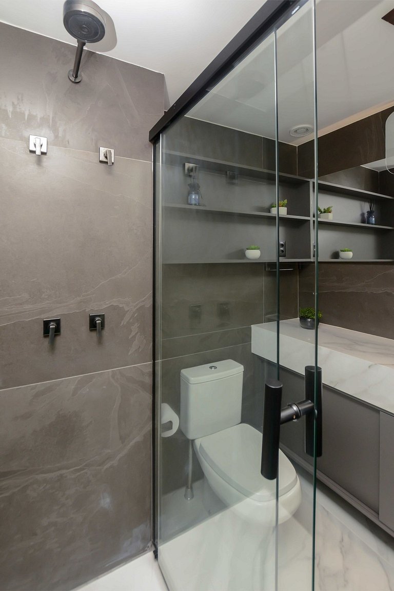 Apartamento lindo e completo ao lado da PUC