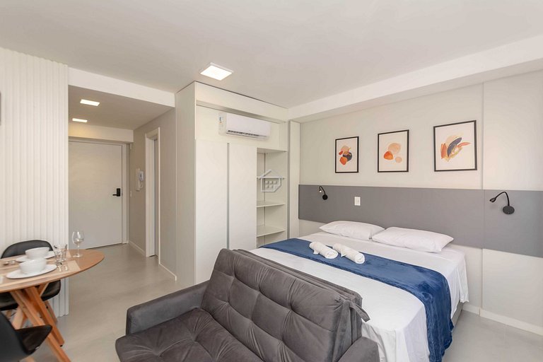 Apartamento lindo e completo ao lado da PUC