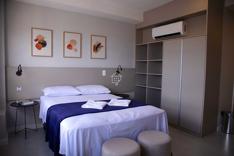 Apartamento lindo e completo ao lado da PUC