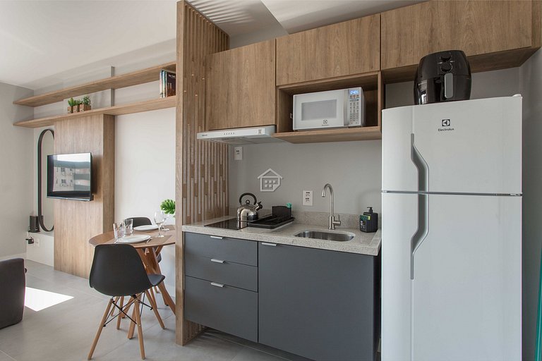 Studio Moderno no Mont'Serrat | Conforto
