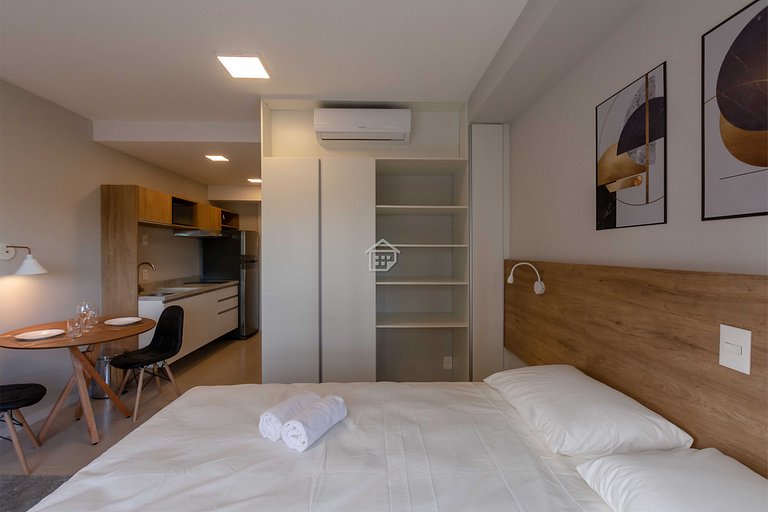 Apartamento lindo e completo ao lado da PUC