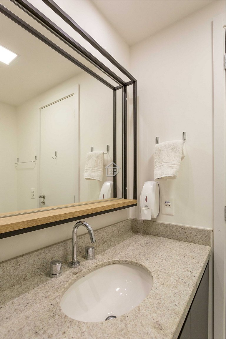 Studio Moderno com Vista e Lazer Completo