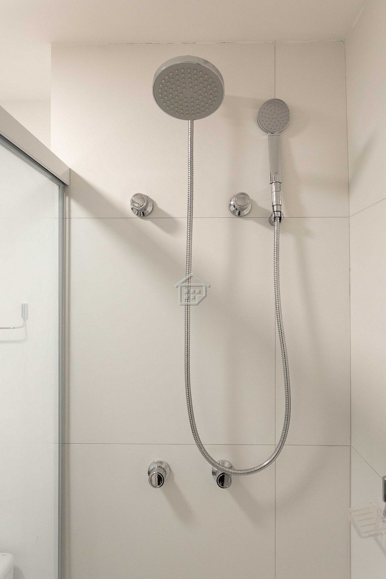 Apartamento lindo e completo ao lado da PUC