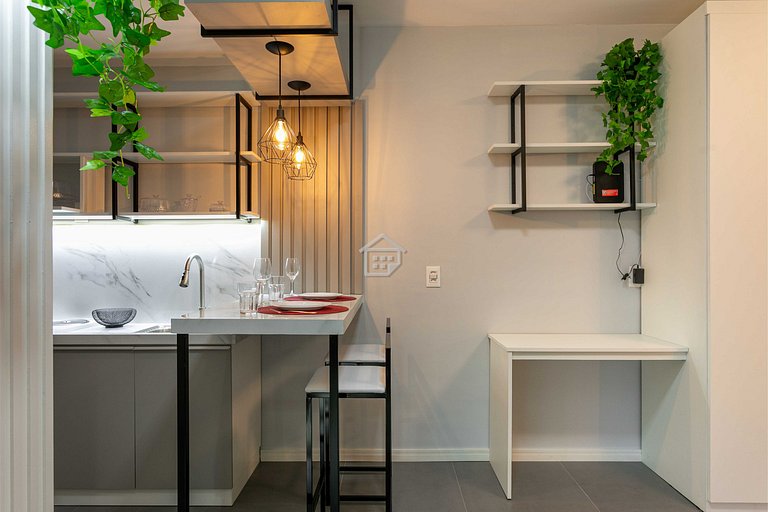 Apartamento lindo e completo ao lado da PUC