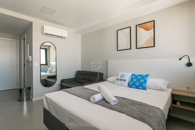 Studio moderno em andar alto no Rio Branco