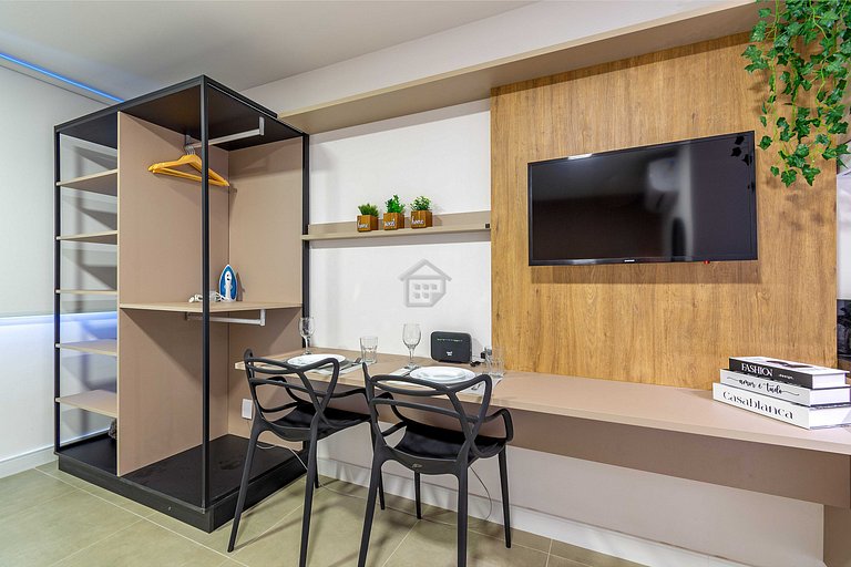 Studio no Rio Branco próx. ao Hospital de Clínicas