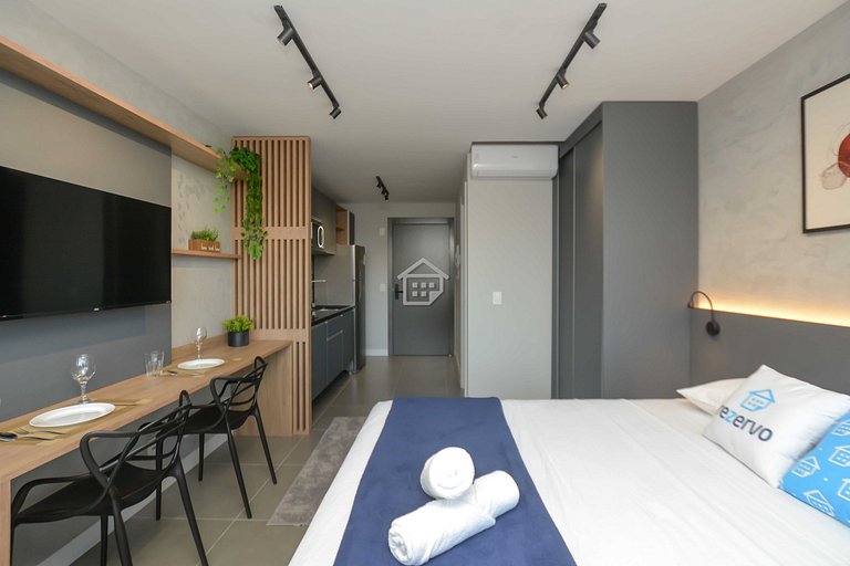 Studio Moderno e Elegante na Carlos Gomes