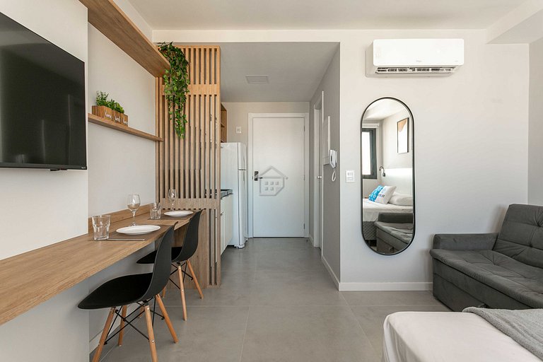 Studio moderno em andar alto no Rio Branco
