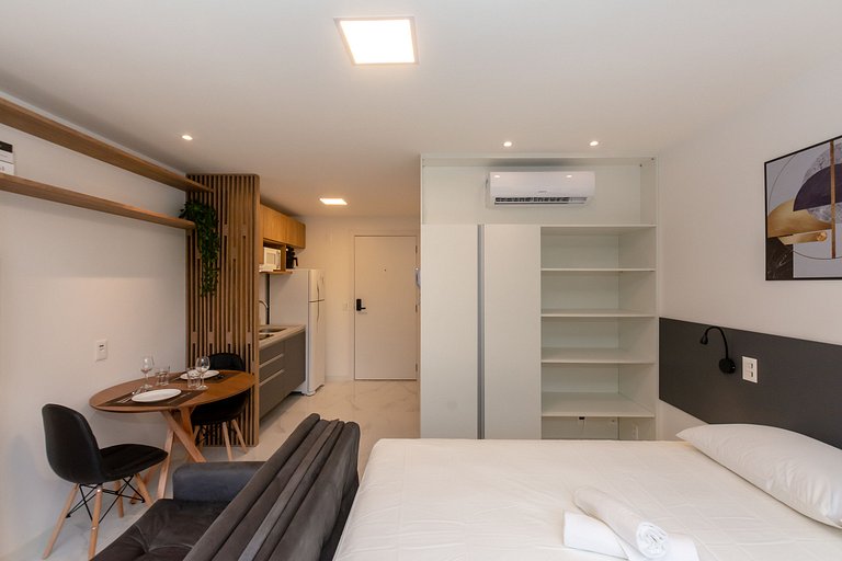 Studio Moderno no Mont'Serrat